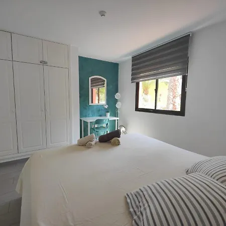 Apartment Happy Place, Precioso Con Piscina